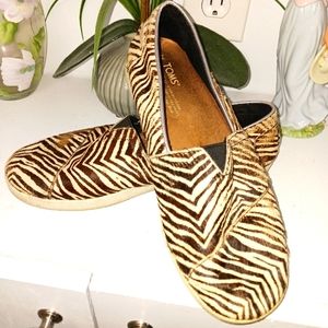 Tom's womens shoes